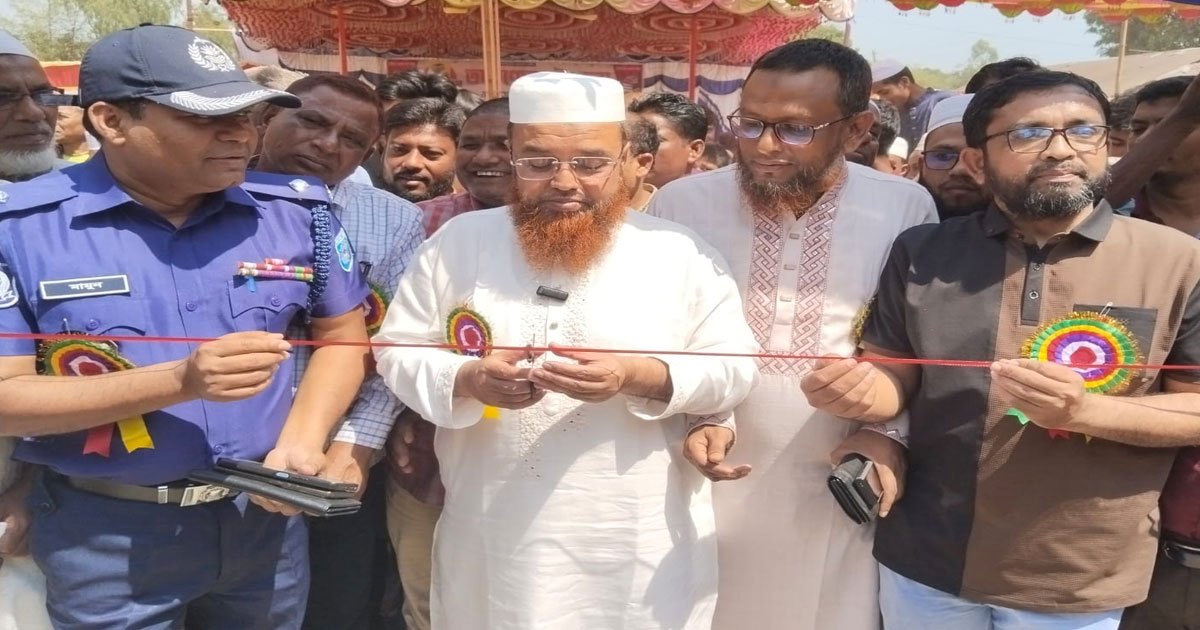 কুড়িগ্রামের দ্বিতীয় বারের মতো শুরু হয়েছে ‘তারুণ্যের বইমেলা’