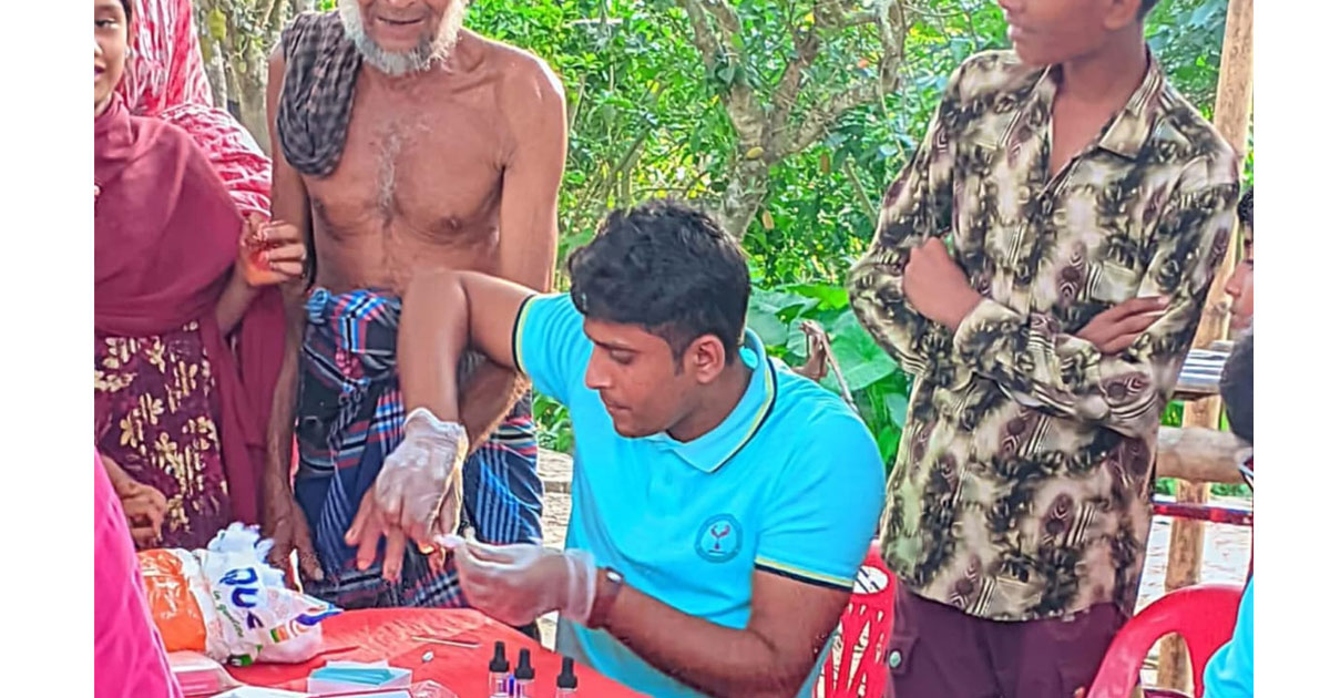 কোটচাঁদপুরে ফ্রি রক্তের গ্রুপ নির্ণয় ক্যাম্পেইন