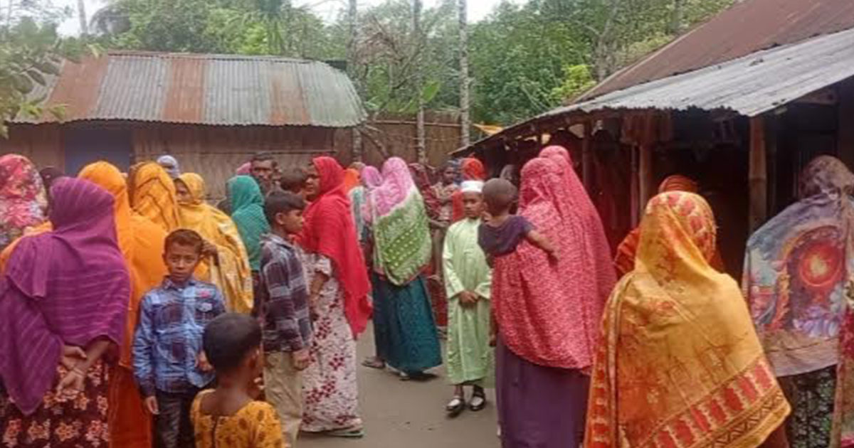 নড়াইলে ৩ মাসের শিশুকে গলায় গামছা পেঁচিয়ে হত্যার অভিযোগে মা আটক