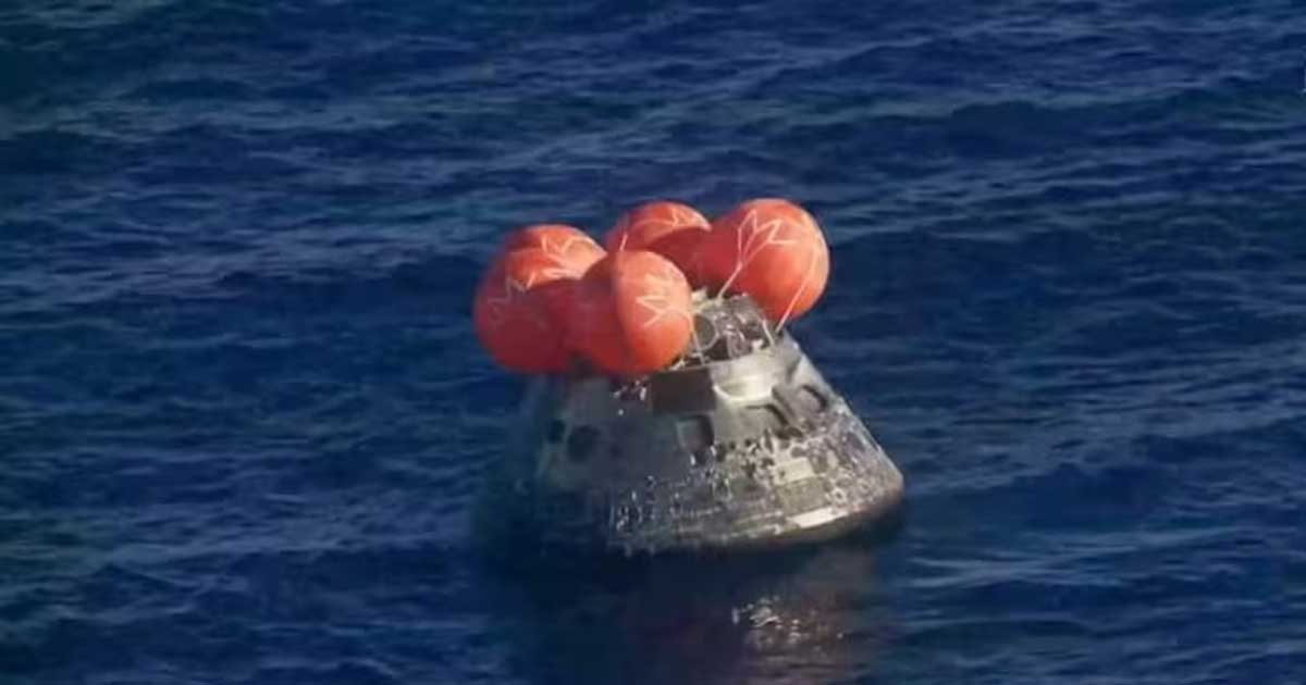 অর্ধশতাব্দী পর চাঁদের কক্ষপথ ঘুরে নিরাপদে ফিরলেন আর্টেমিস-২ নভোচারীরা