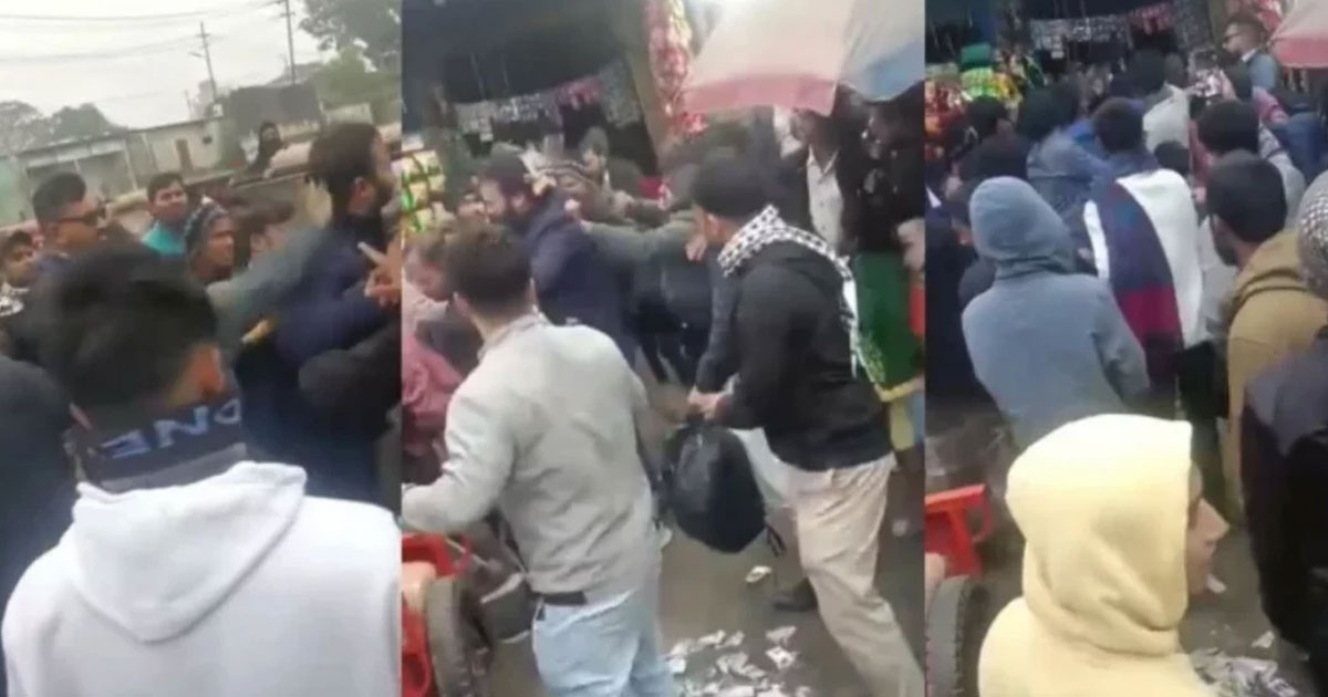 বিমানবন্দর স্টেশনে টিটিইকে মারধর, আটক ২