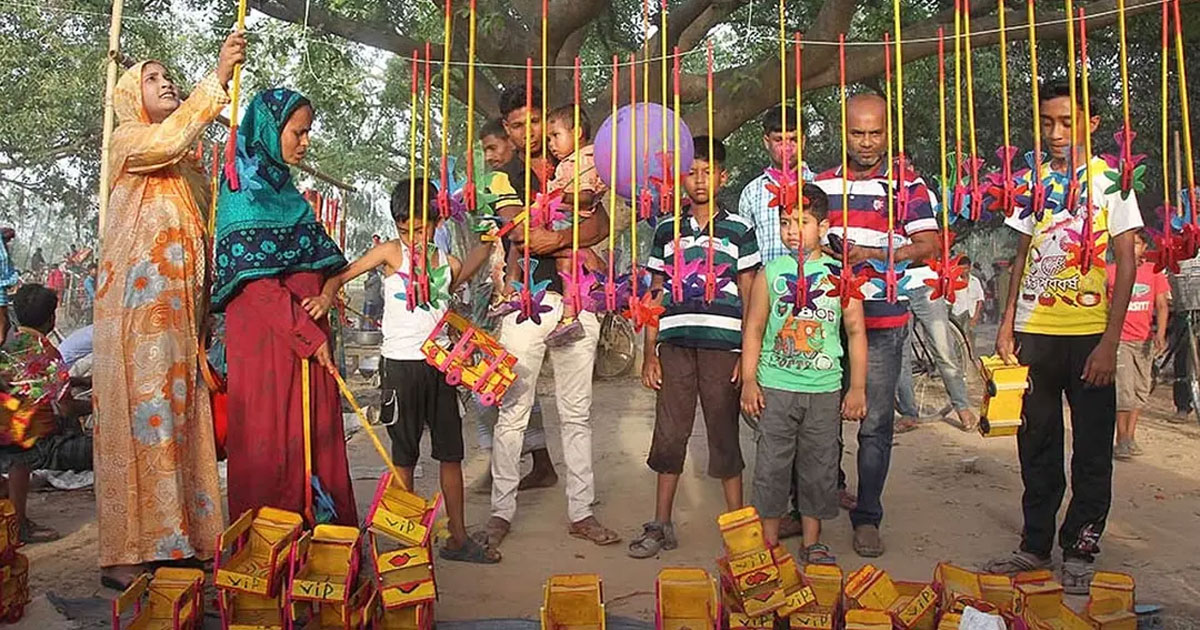 চৈত্র সংক্রান্তি আজ: বিদায়ের সুরে নতুন বছরের আহ্বান
