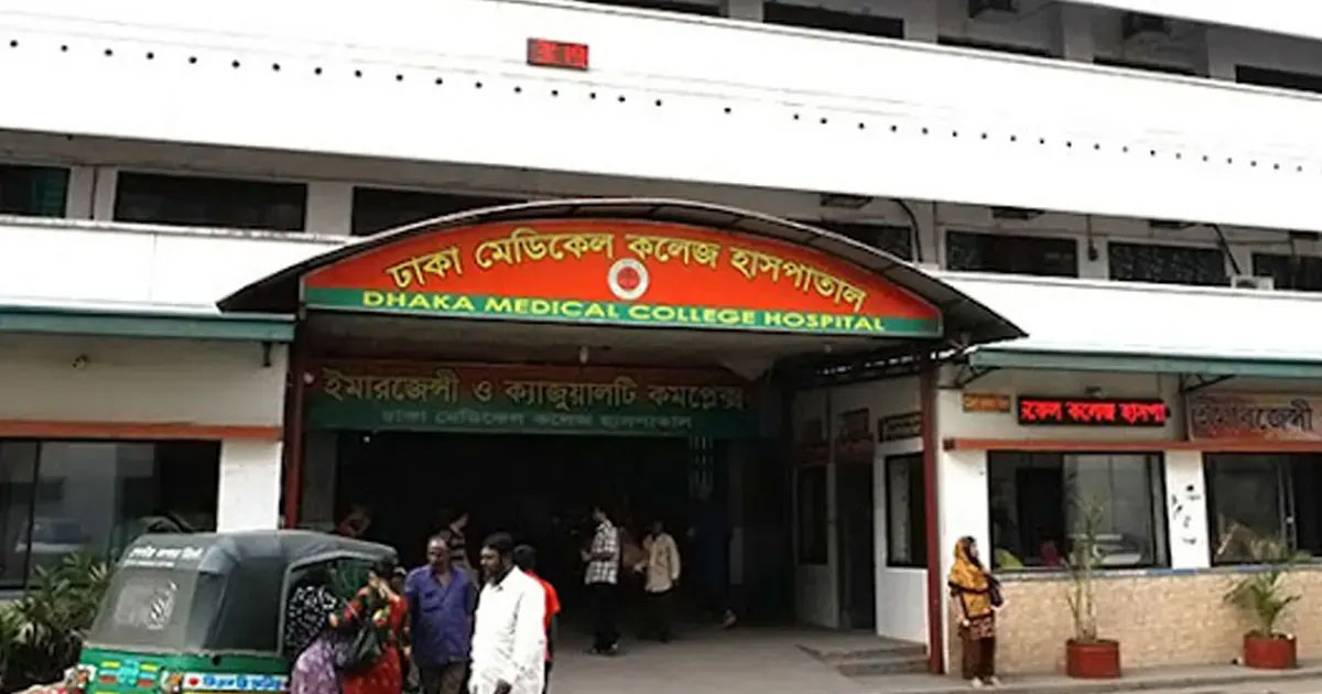 রাজধানীতে একই পরিবারের চারজনকে কুপিয়ে জখম, নিহত ১