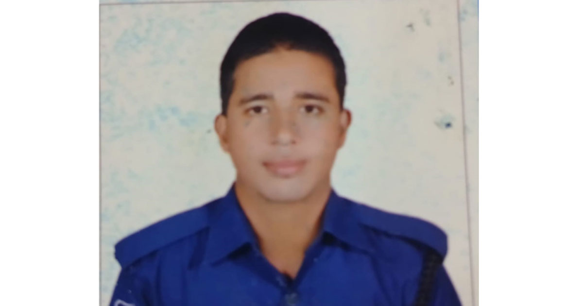 নিজের অস্ত্রের গুলিতে পুলিশ সদস্য নিহত