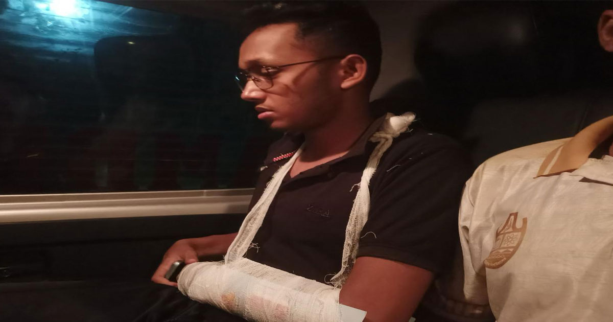 সন্ত্রাসীদের হামলায় চবি'র তিন শিক্ষার্থী আহত