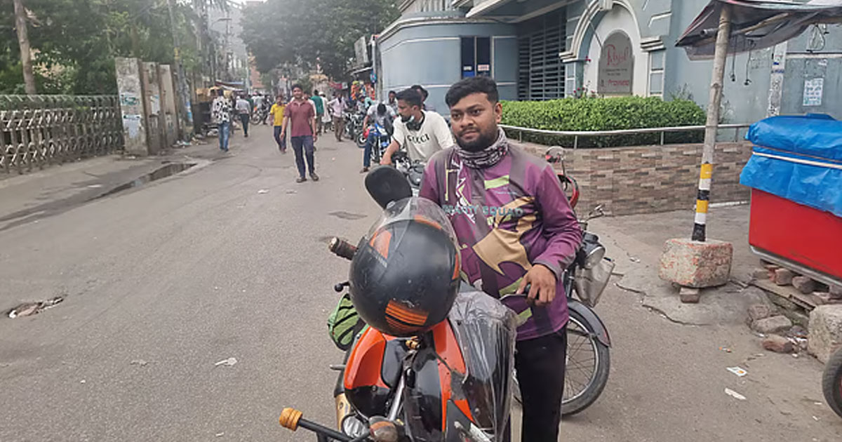 ‘আজ বাসায় বাজার হবে না, বাজার হলে বাবা-মায়ের ঔষধের টাকা হবে না’