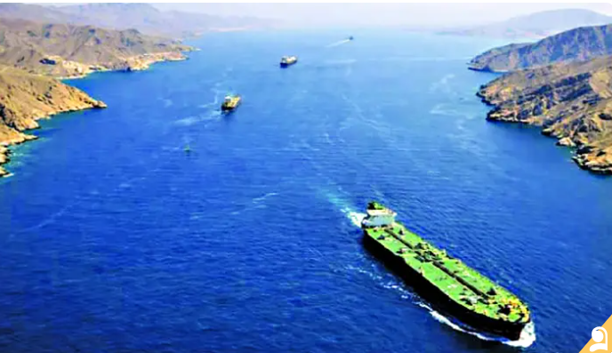 হরমুজ প্রণালি বন্ধ করে দিল ইরান