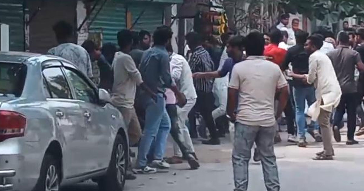 নারায়ণগঞ্জে জামায়াত-বিএনপি-এনসিপি’র ত্রিমুখী সংঘর্ষ