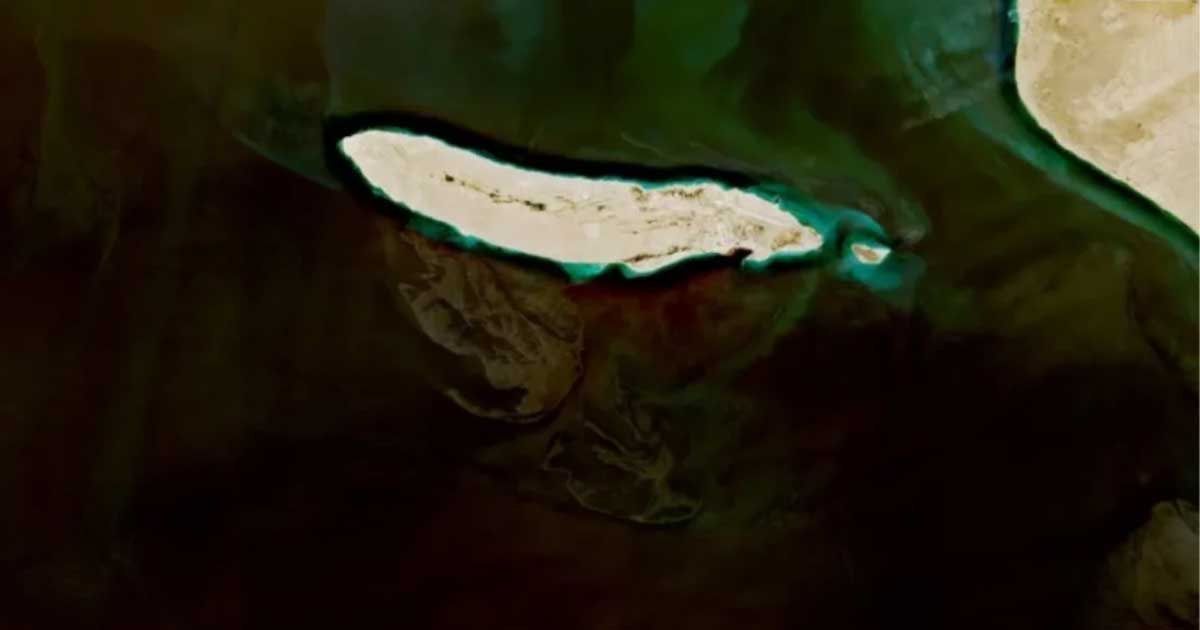 মহাকাশ থেকেও দেখা যাচ্ছে হরমুজ প্রণালির তেল দূষণ, পরিবেশ বিপর্যয়ের শঙ্কা