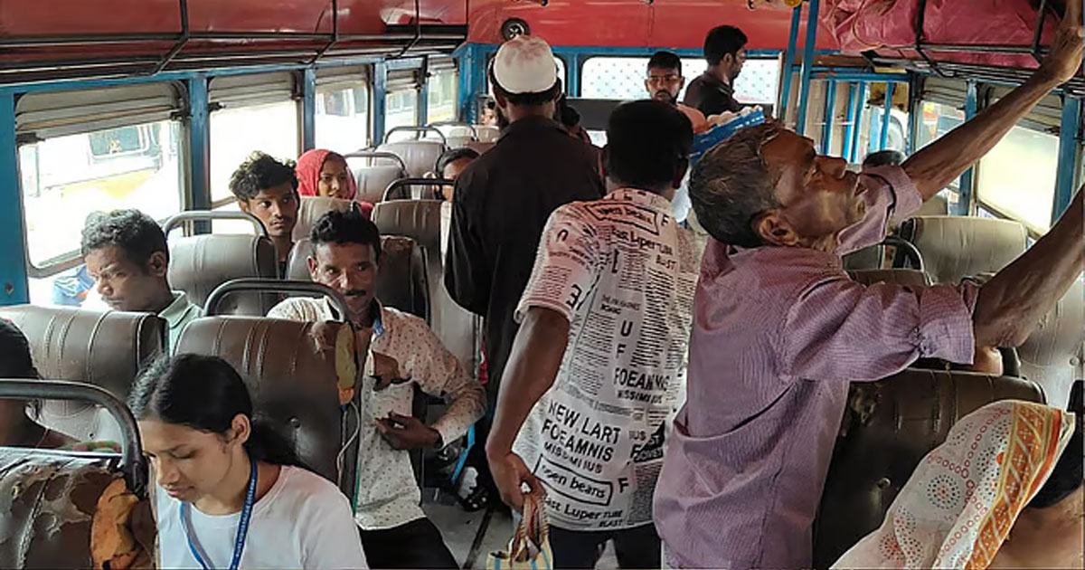 ভাড়া বৃদ্ধি হলেও একই রয়ে গেছে বাসযাত্রার দুর্ভোগ