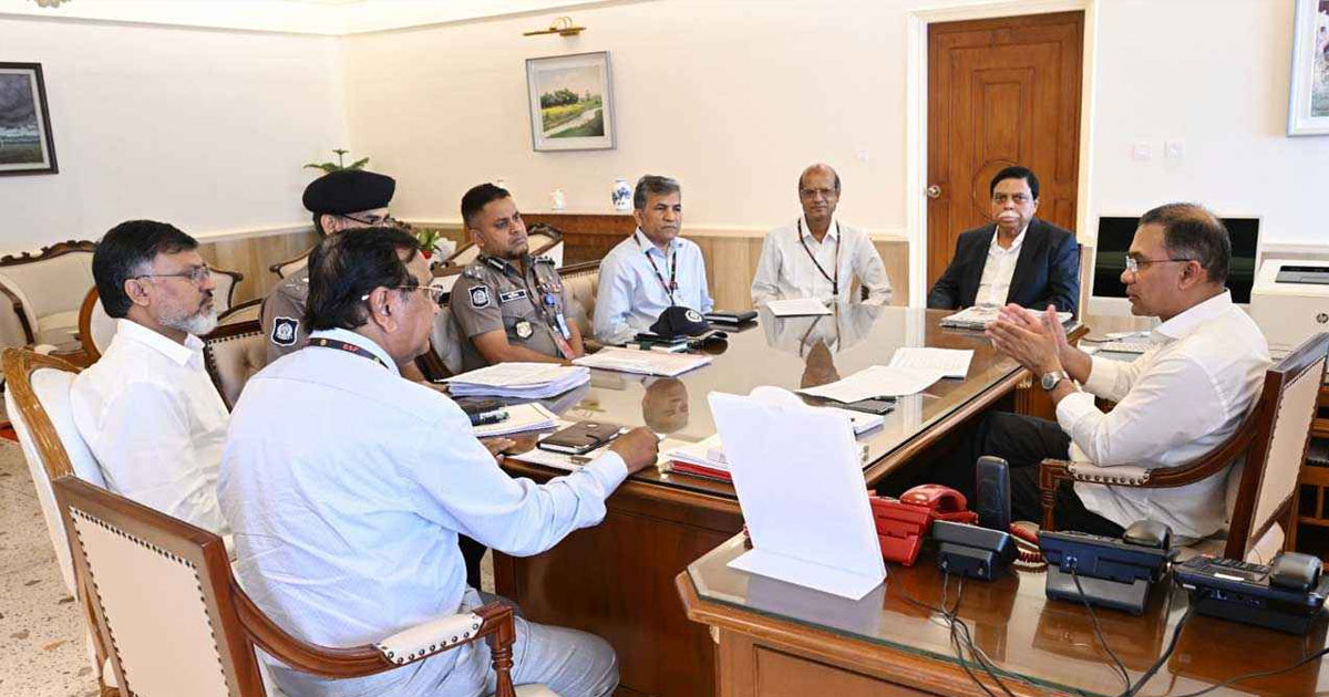 হকারদের দ্রুত পুনর্বাসনের নির্দেশ প্রধানমন্ত্রীর