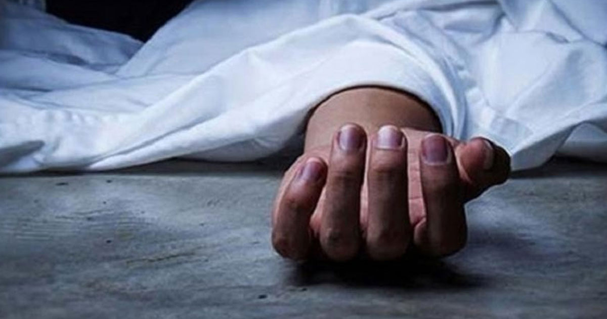 নাতিকে মেরে ফেলার খবরে প্রাণ গেল নানির