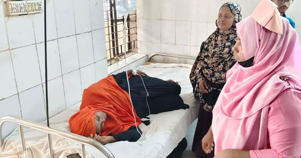 কিস্তির টাকা আদায়ে অন্তঃসত্ত্বা গৃহবধূকে মারধর