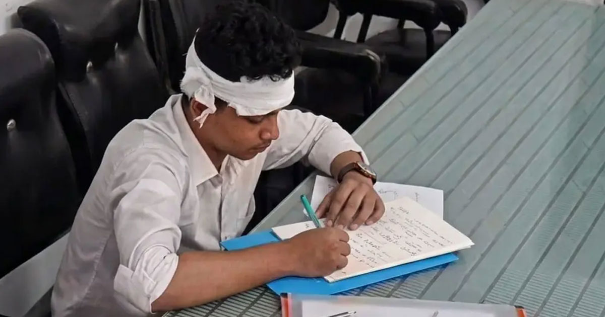 এসএসসি পরীক্ষার হলে ফ্যান খুলে পড়ল শিক্ষার্থীর মাথায়