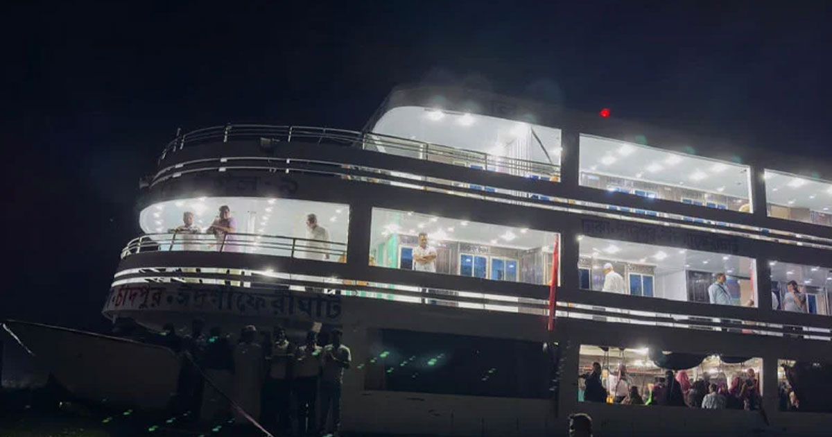 মেঘনা-ধলেশ্বরী নদীতে ঝড়ে লঞ্চ আটকা, ৭৫০ যাত্রী উদ্ধার