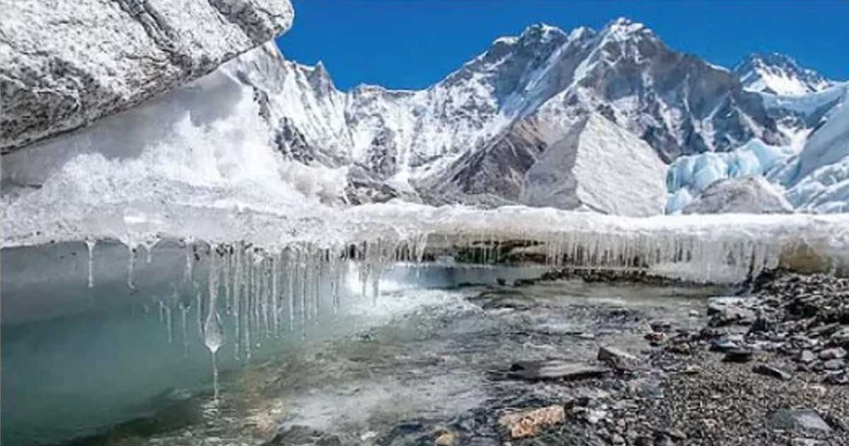 হিমালয়জুড়ে নজিরবিহীন তাপপ্রবাহ, বরফহীন হচ্ছে পর্বত