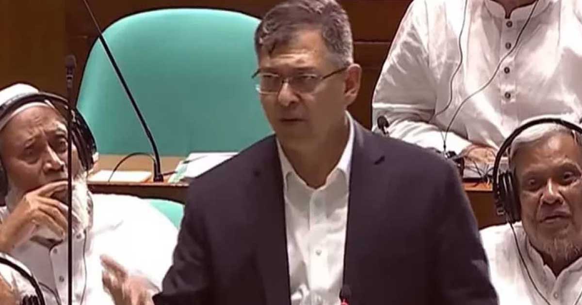 মুক্তিযুদ্ধের ভিত্তিতে জাতিকে আর বিভক্ত না করি: স্বরাষ্ট্রমন্ত্রী