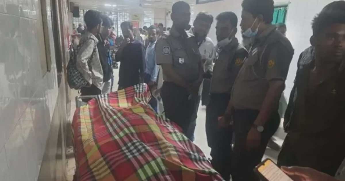 রাজধানীর নিউমার্কেটে গুলি করে যুবক হত্যা