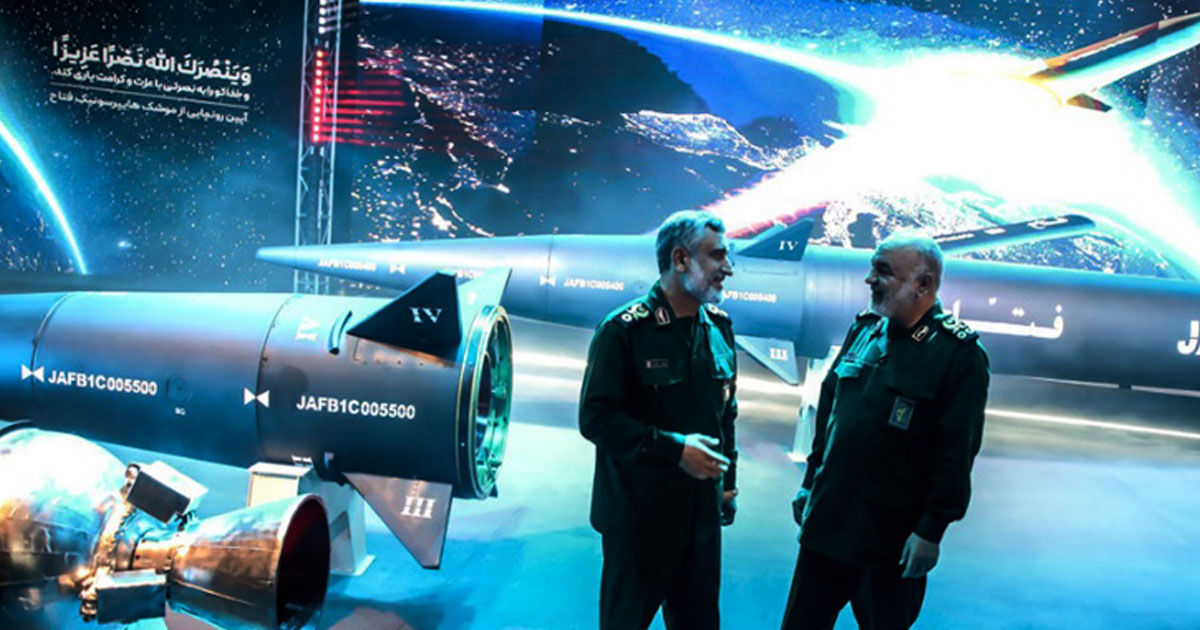 এমন অস্ত্র ব্যবহার করব যা কাঁপন ধরিয়ে দেবে: ইরানী নৌকমান্ডার