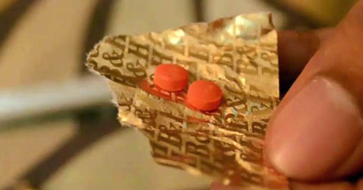 ইয়াবা ও অনলাইন জুয়ার আসর থেকে ইউপি সদস্য গ্রেপ্তার