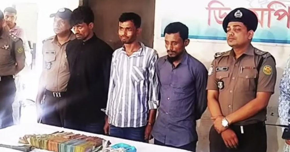 বারিধারার গীর্জায় ঢুকে ফাদারকে বেঁধে লুট, গ্রেপ্তার ৩