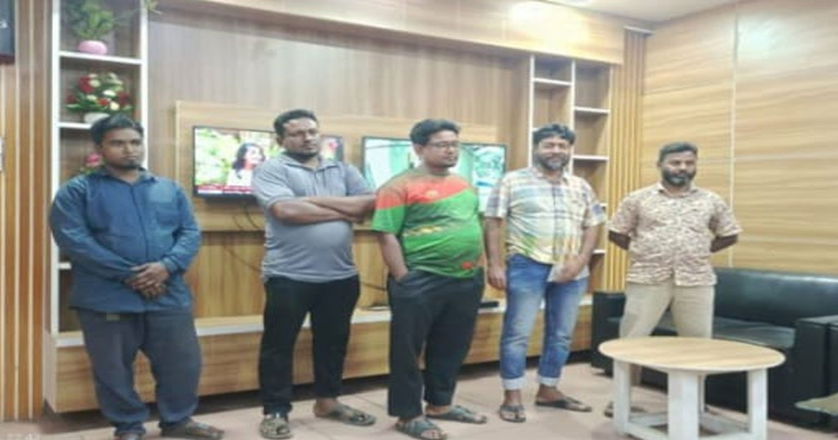 মাদক ব্যবসায়ী ছাড়াতে গিয়ে বিএনপি জামায়াতের ৫ নেতা আটক