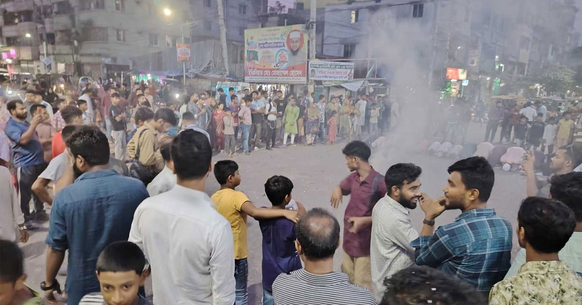 রামিসা হত্যা: বিচার দাবিতে কালশীতে সড়ক অবরোধ বিক্ষুব্ধ জনতার