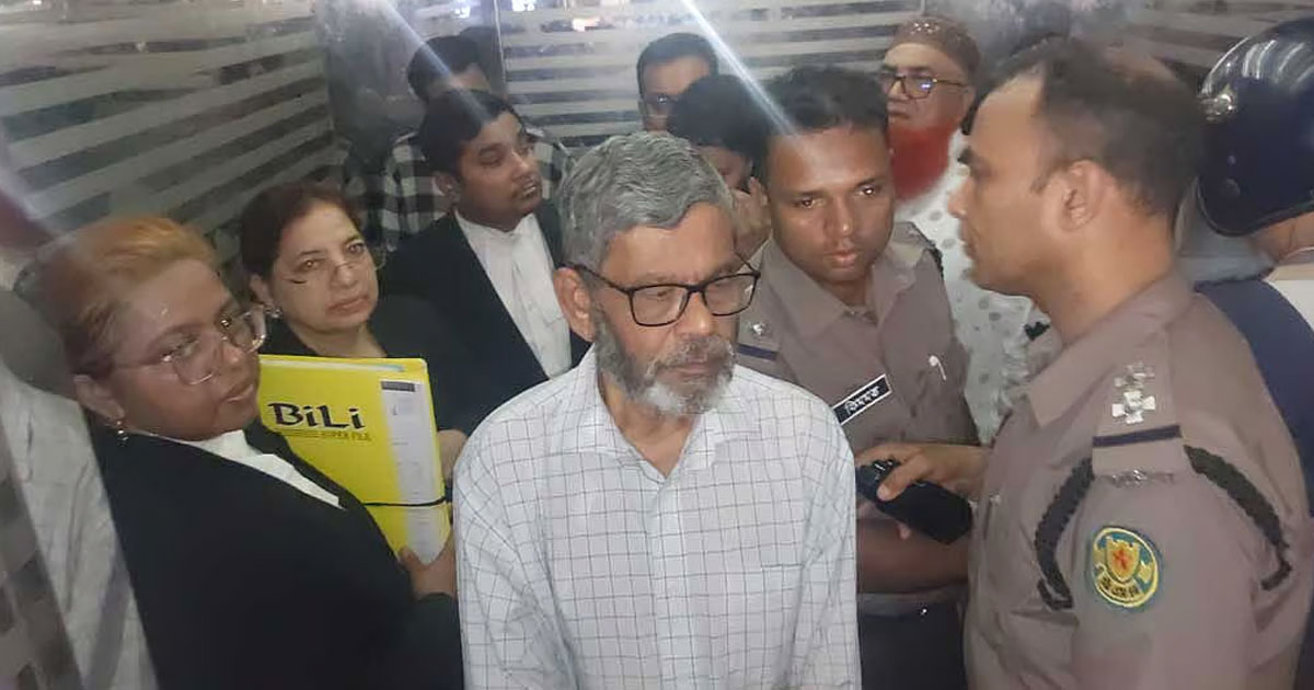 সাংবাদিক শওকত মাহমুদ জামিনে মুক্ত