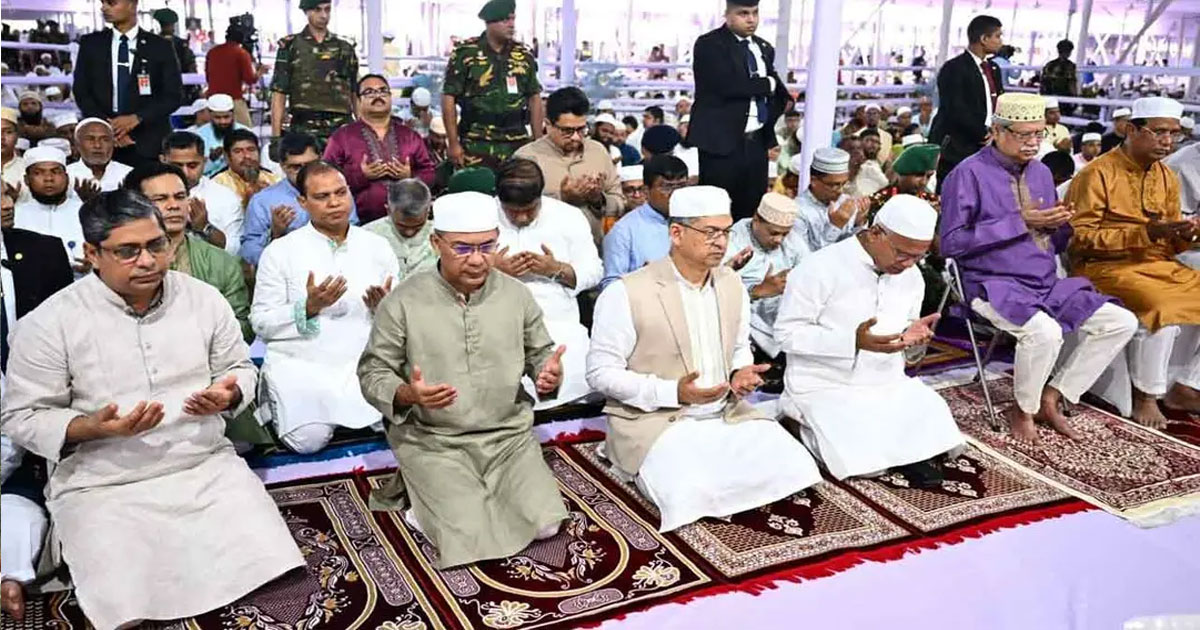‘জালিমের হাত থেকে মজলুমদের রক্ষা করো’ মোনাজাতে অশ্রুসিক্ত ফরিয়াদ