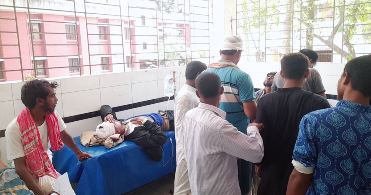 ভাঙ্গায় ঈদের মাংস ভাগাভাগি কেন্দ্র করে দুই গ্রুপের সংঘর্ষ, আহত ৩০