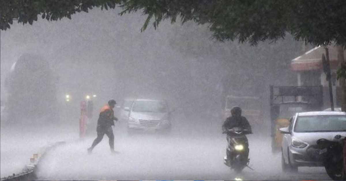 দেশের ৮ অঞ্চলে ঝোড়ো হাওয়াসহ বজ্রবৃষ্টির আভাস