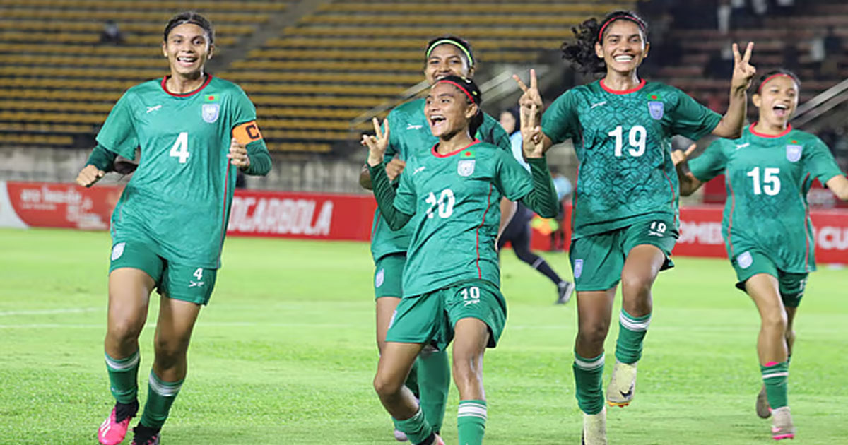 রাতে ভারতের মুখোমুখি বাংলাদেশ নারী ফুটবল দল