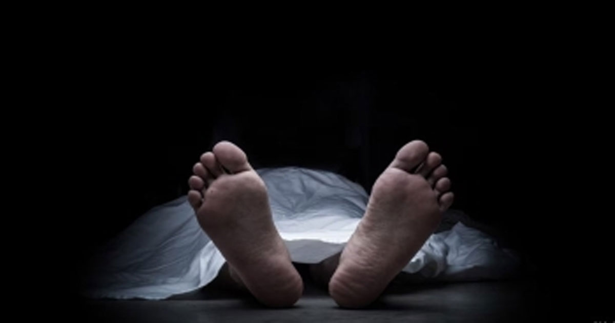 কানাডায় স্বামী-সন্তান, বাসায় পড়েছিল নিঃসঙ্গ নারীর গলিত মরদেহ