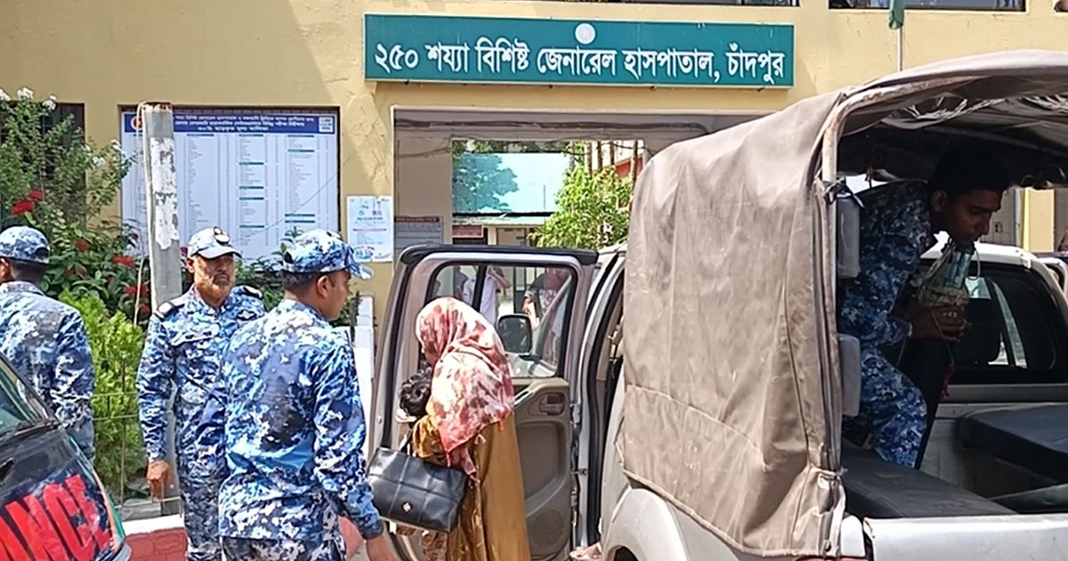 যাত্রীবাহী লঞ্চে গুরুতর অসুস্থ শিশুকে চিকিৎসা সহায়তা দিল কোস্ট গার্ড