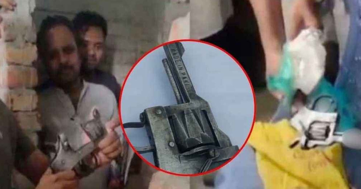 ঢাকার মাদরাসায় মিলল ‘মেইড ইন পাকিস্তান’ লেখা অস্ত্র
