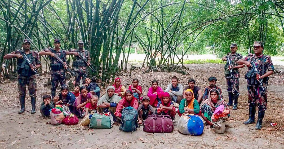 শিবগঞ্জ সীমান্তে ২০ জনকে পুশইনের চেষ্টা, ধাওয়া খেলে পালাল বিএসএফ