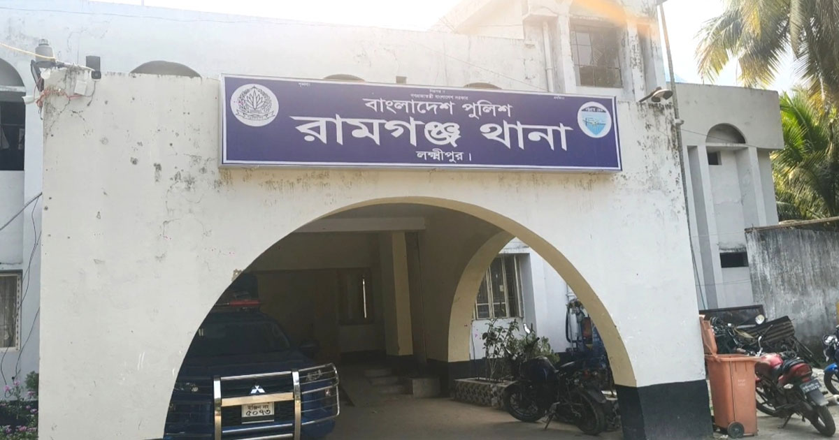 লক্ষ্মীপুরে নির্যাতনে গৃহবধূর মৃত্যুর অভিযোগ, মর্গে লাশ রেখে পালালেন স্বামী