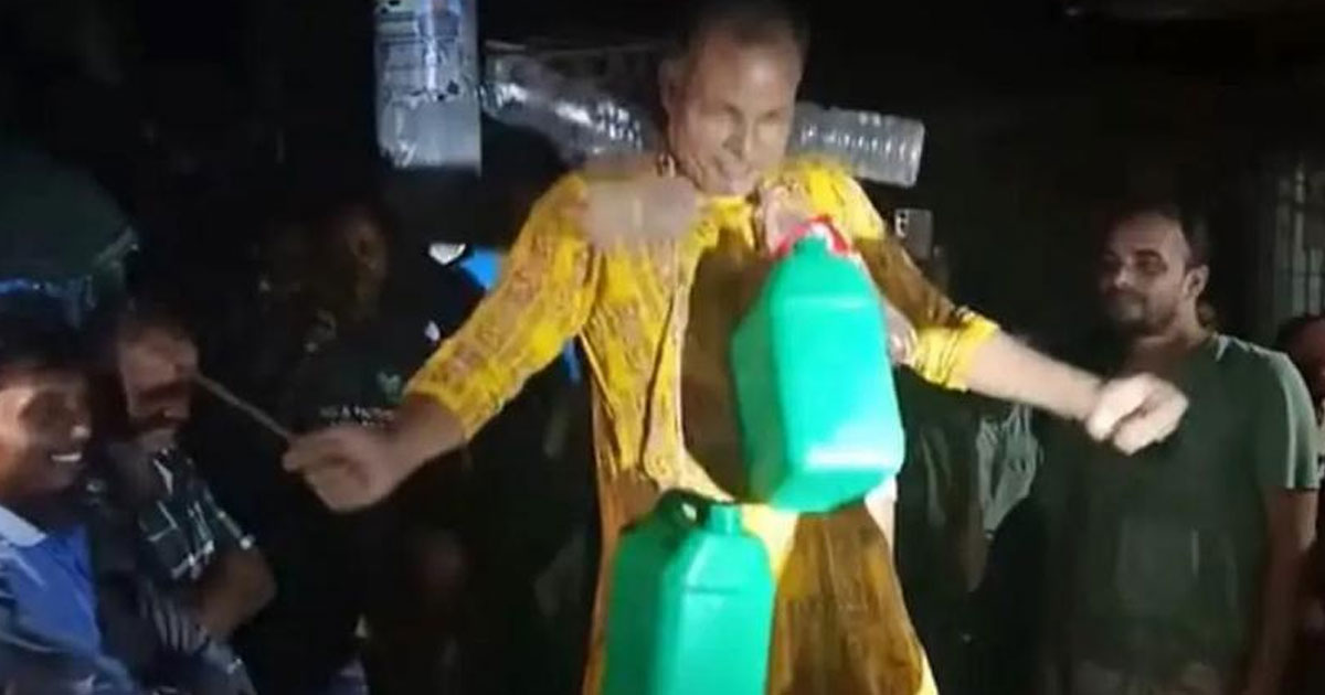 থ্রি-পিস পরে নাচ, বিএনপি নেতা বহিষ্কার