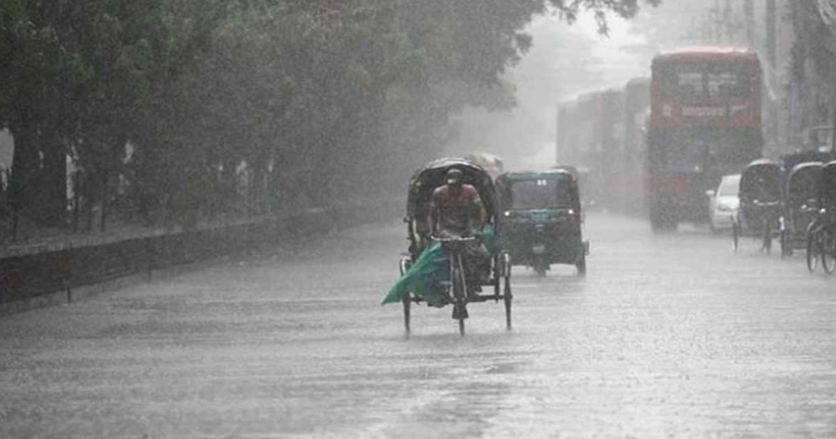 রাজধানীসহ সারা দেশে আরো কয়েকদিন ভারি বৃষ্টির সম্ভাবনা
