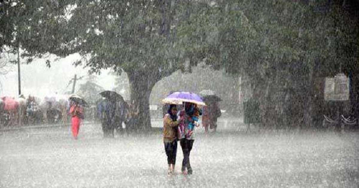দেশজুড়ে বজ্রসহ ভারী বৃষ্টির আভাস