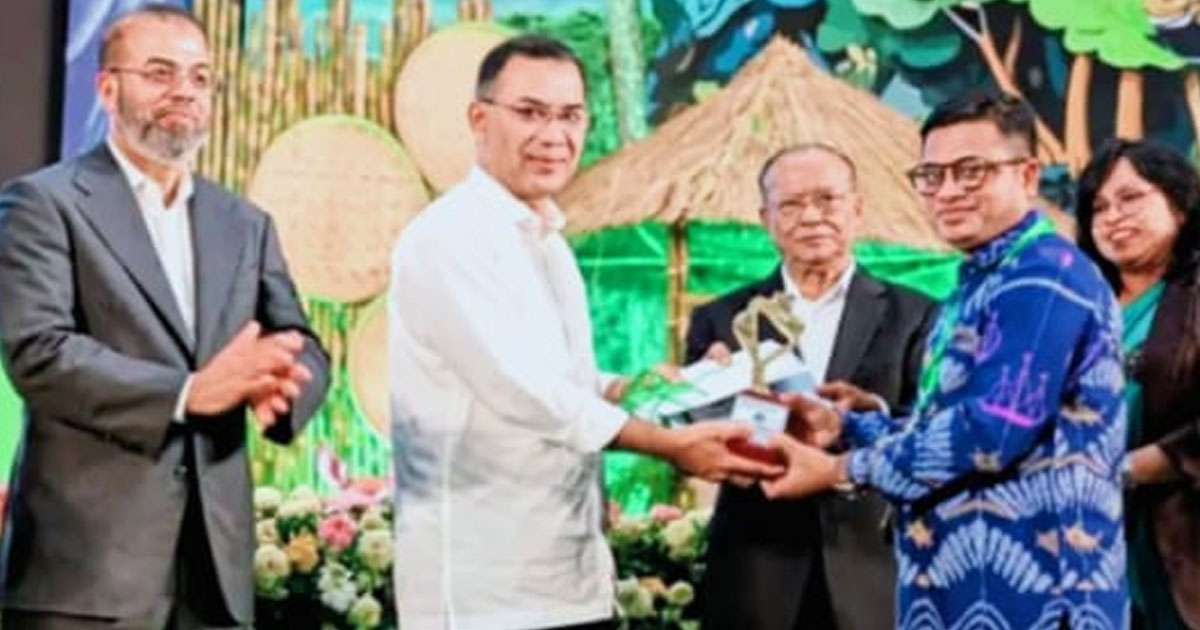 নদী ও পরিবেশ সংরক্ষণে জাতীয় পদক পেলেন মনির হোসেন