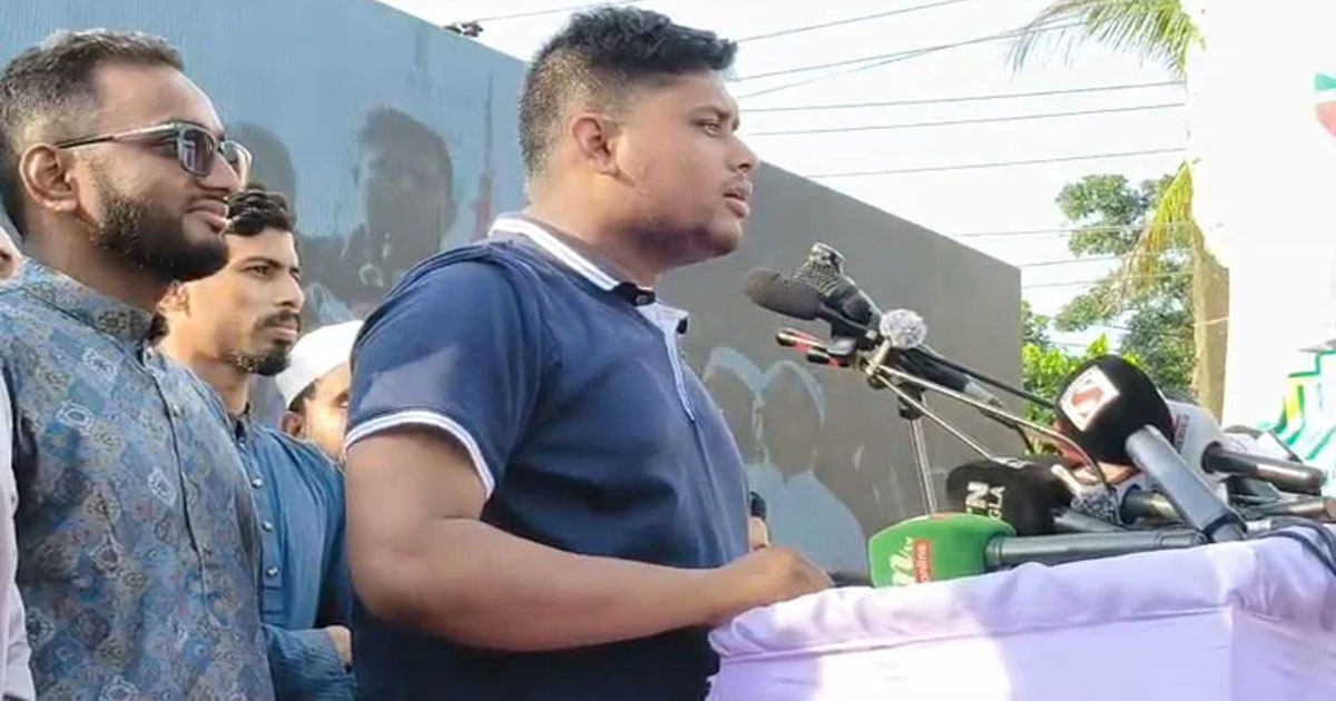 ফার্মের মুরগিরা রাস্তায় নেমেছিল বলেই আপনি শিক্ষামন্ত্রী হয়েছেন: হাসনাত আবদুল্লাহ