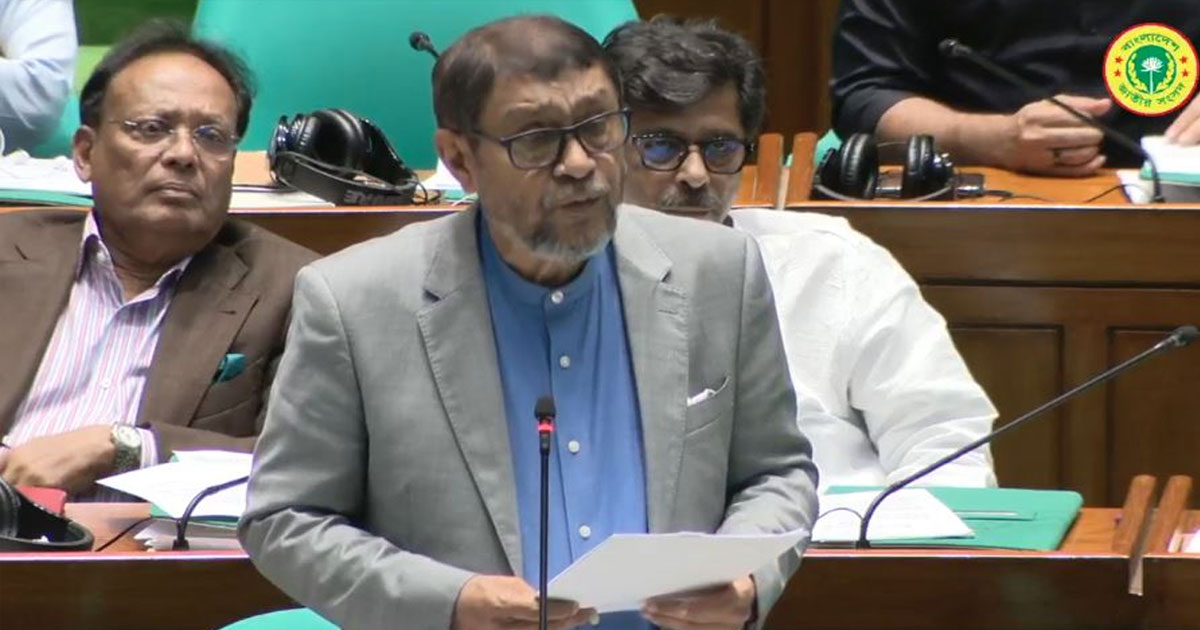 বিনা প্রেসক্রিপশনে অ্যান্টিবায়োটিক বিক্রি রোধে কঠোর অভিযান চলবে : স্বাস্থ্যমন্ত্রী