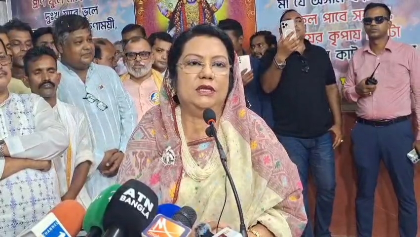 মানিকগঞ্জে বর্ণাঢ্য আয়োজনে জগন্নাথ দেবের রথযাত্রা শুরু