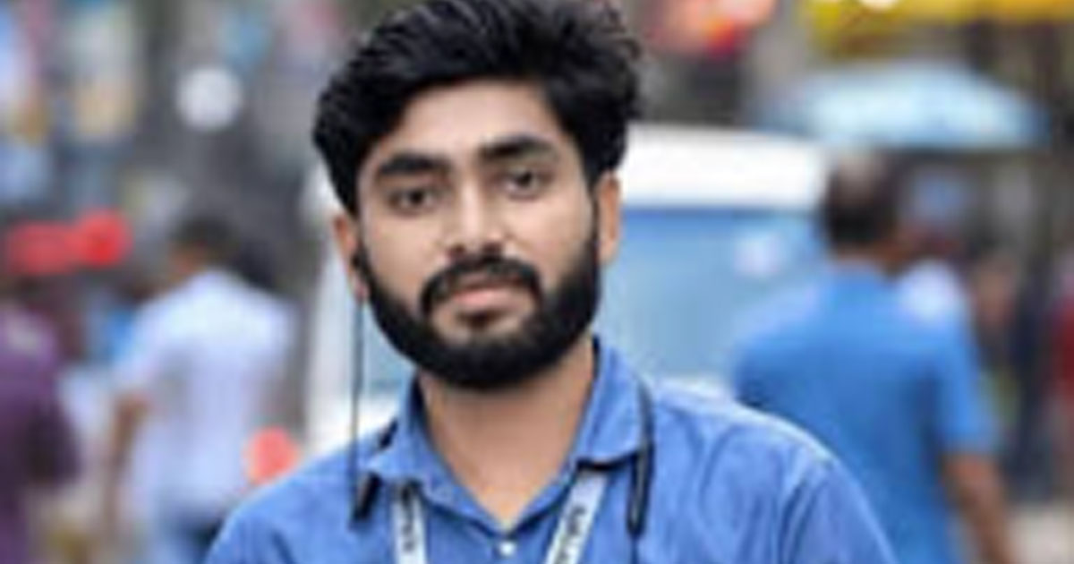 ফেসবুকে স্ট্যাটাস দিয়ে যশোরে সাংবাদিকের আত্মহত্যা