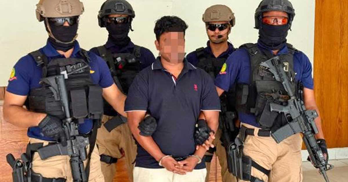 এনবিআরের সার্ভারে ঢুকে মদ ও সিগারেটের চালান খালাসচেষ্টা, গ্রেপ্তার ১