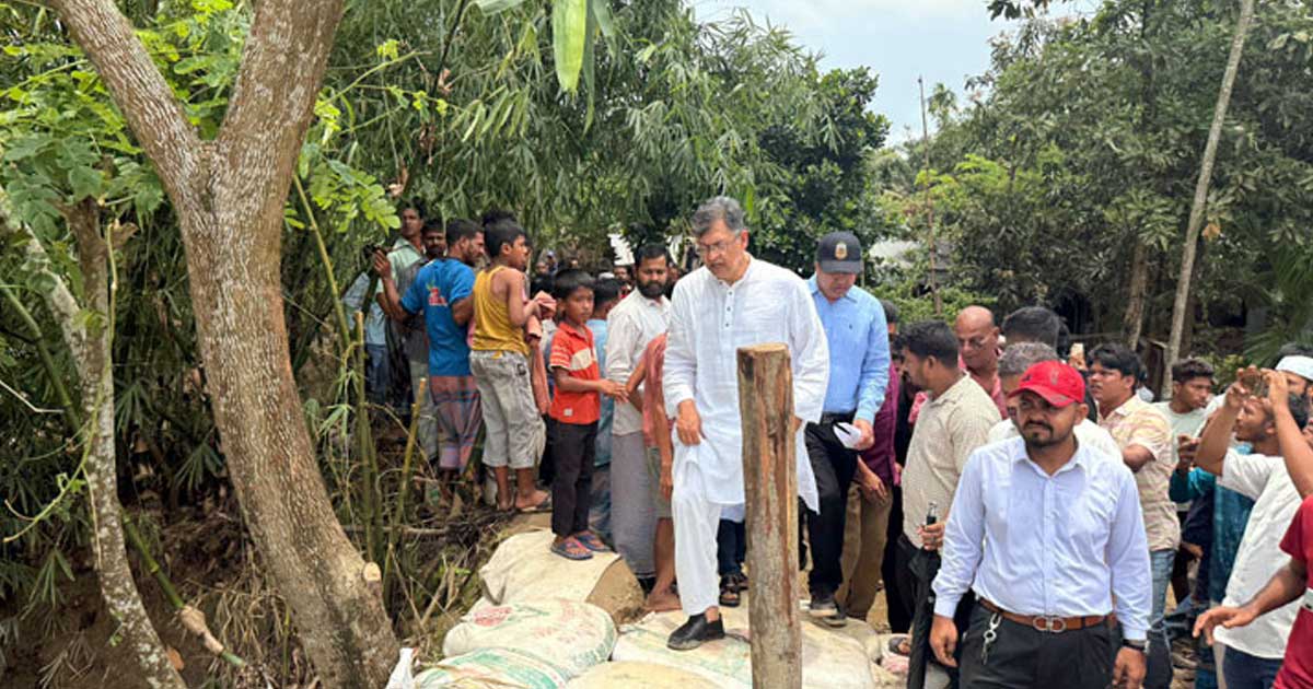 এ সরকার সবসময় জনগণের পাশে থাকবে: স্বরাষ্ট্রমন্ত্রী