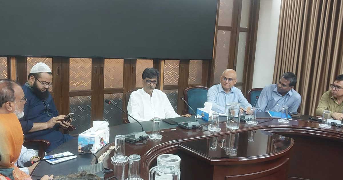 বন্যাদুর্গত কৃষকদের বীজ-ভ্যাকসিন বিতরণে অনিয়মে ‘জিরো টলারেন্স’: কৃষিমন্ত্রী
