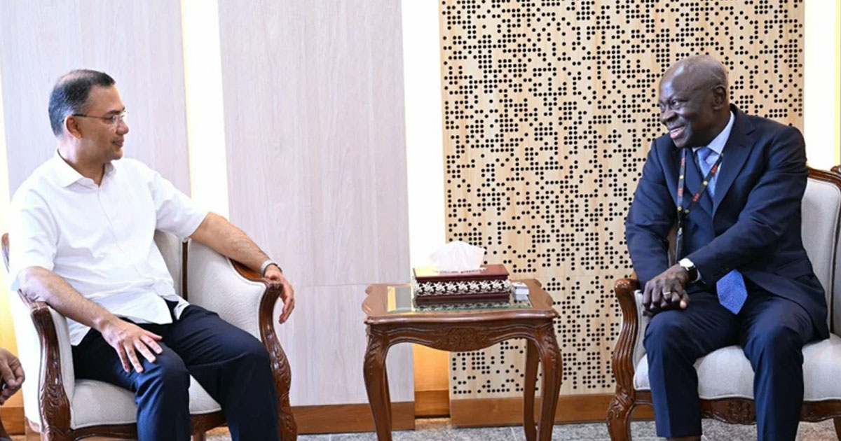 প্রধানমন্ত্রীর সঙ্গে আইএলও মহাপরিচালকের সাক্ষাৎ