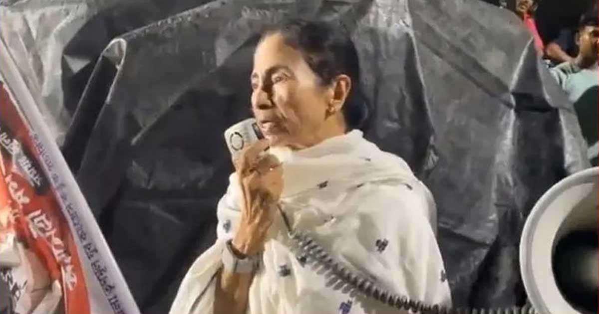 উত্তপ্ত পশ্চিমবঙ্গ, রাস্তায় নামলেন মমতা ব্যানার্জী
